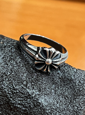 复古中性风十字架钛钢戒指