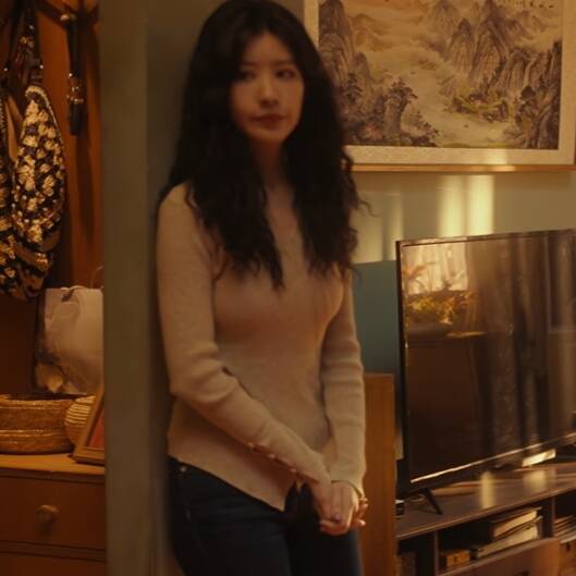 原版余生有涯杨雨希楚楚同款针织衫上衣女衣服v领不规则修身潮 - 图2