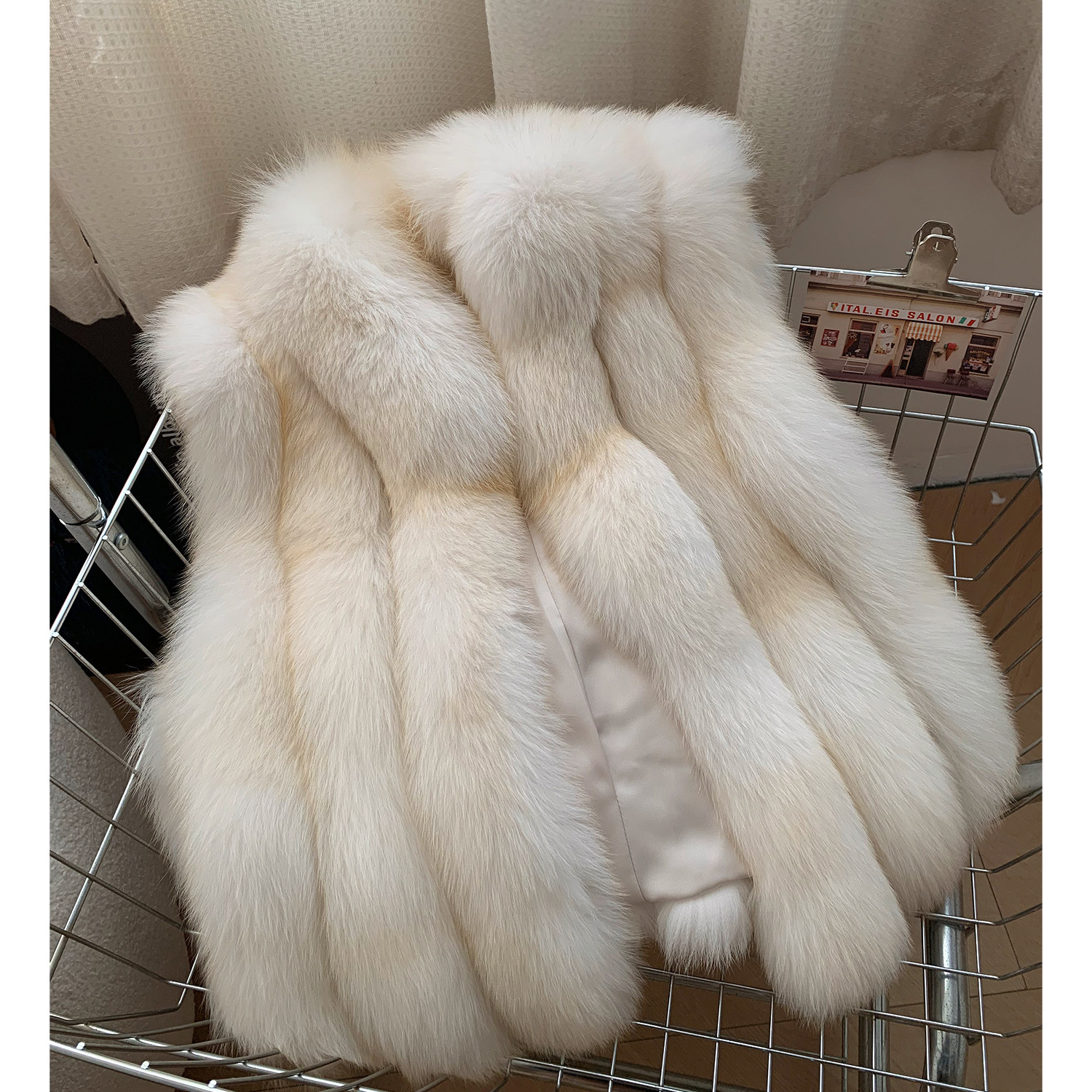 博主时髦叠穿整皮芬兰蓝狐竖条狐狸毛马甲2025新款毛毛外套皮草女 - 图3