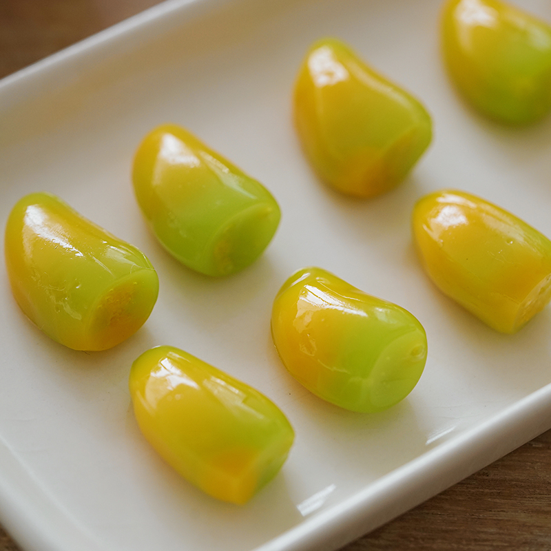 夏午三点 可剥皮芒果软糖QQ糖含果汁夹心迷你青芒网红糖果小零食,淘宝优惠券,粉丝福利购,淘宝优惠卷
