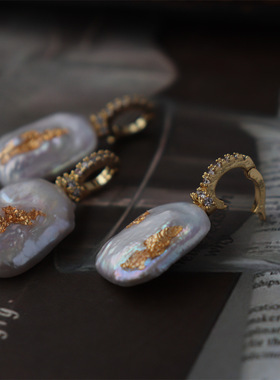 新中式小众轻奢手工贴金箔天然炫彩巴洛克淡水珍珠扣珍珠吊坠