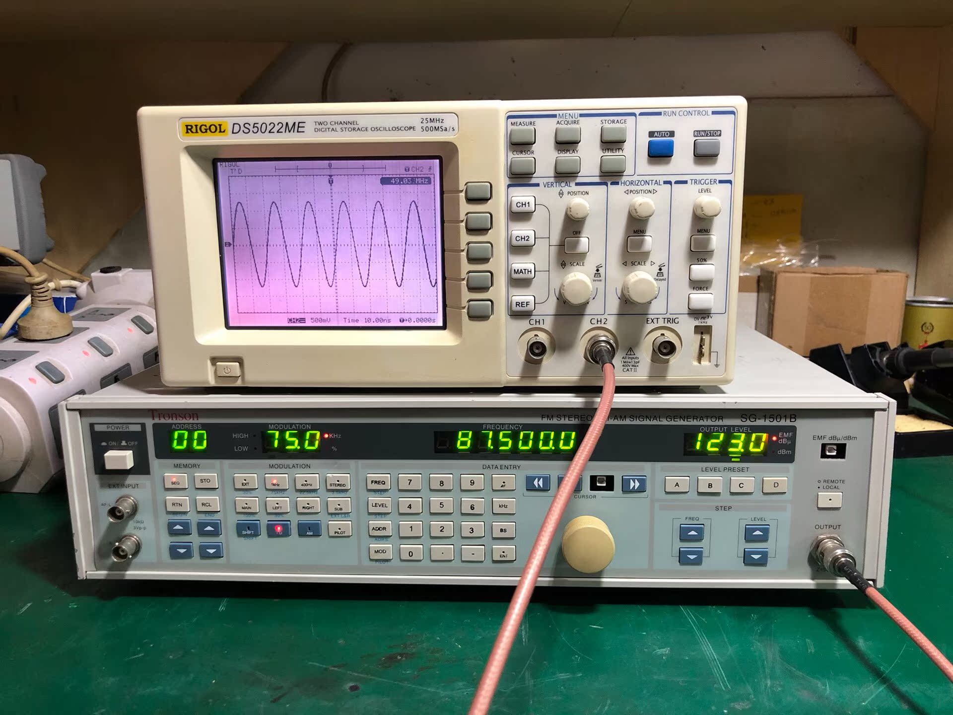Tronson创意SG-1501B高频信号发生器，不太会测试议价 - 图1