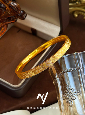 金店同款cnc镀24k金四叶花长城纹宽版闭口手镯复古简约百搭女镯子