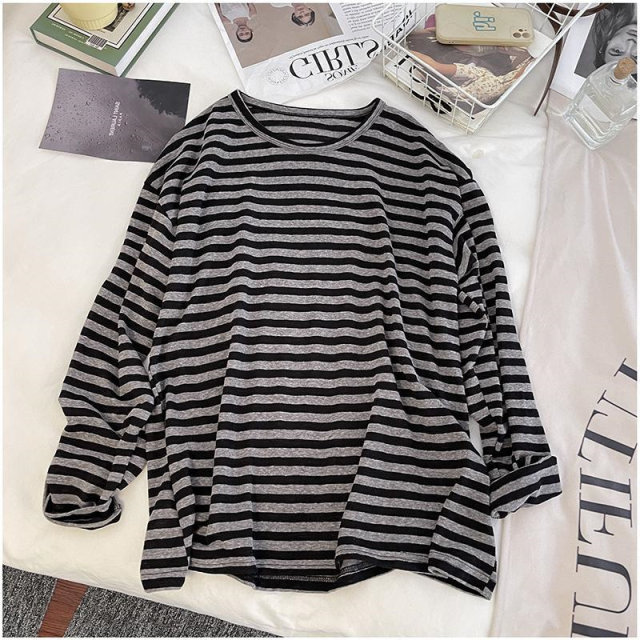 ຂະ ໜາດ ໃຫຍ່ ກາງ ຍາວ ເສັ້ນ ດ່າງ ວ່າງ slimming top