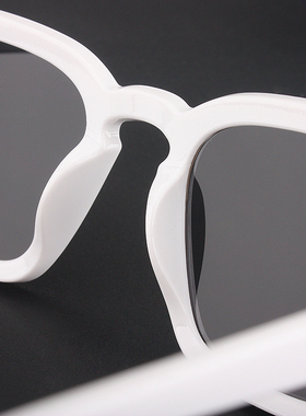 个性白色方框太阳镜小脸防紫外线