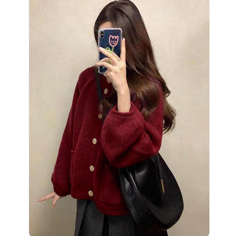 挚爱推荐！秋季酒红色毛衣外套女宽松慵懒高级感洋气减龄针织开衫,淘宝优惠券,粉丝福利购,淘宝优惠卷