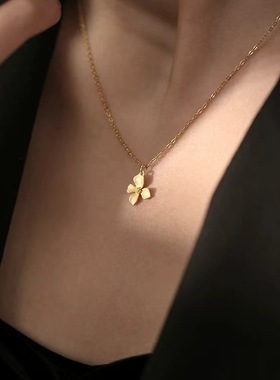 925纯银栀子花吊坠项链女锁骨链高级感小众设计2025年新款