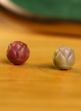 盐源玛瑙散珠莲花珠约10mm