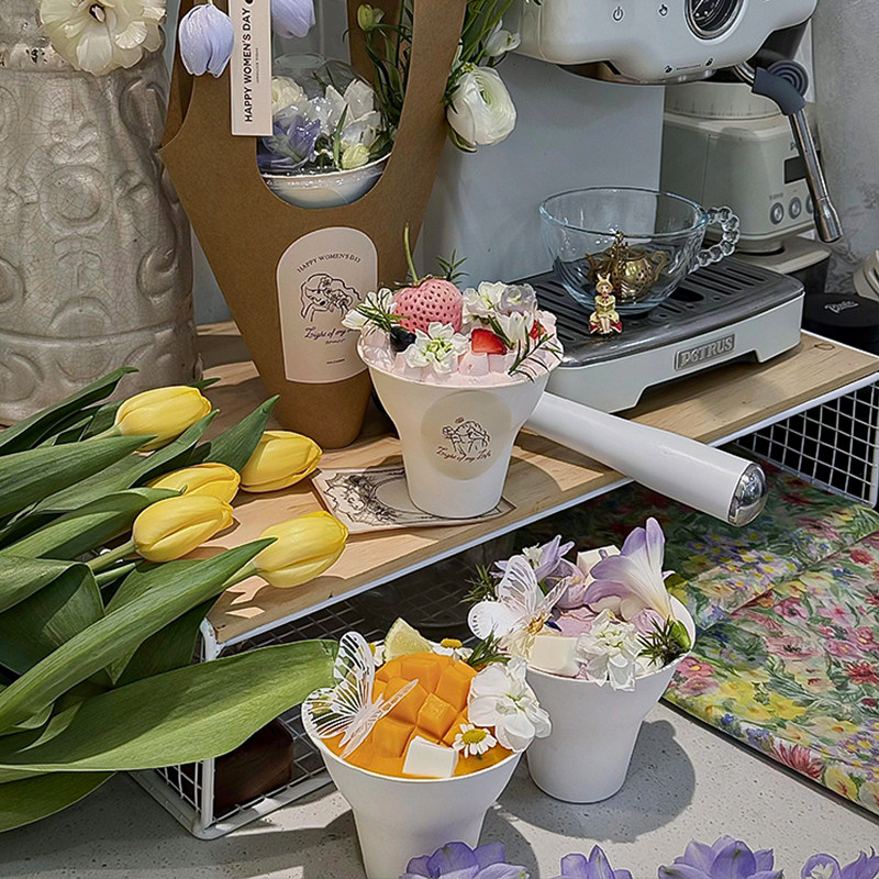 春季小清新鲜花奶油手握杯甜品牛皮手提盒春游女生拍照仪式感蛋糕,淘宝优惠券,粉丝福利购,淘宝优惠卷