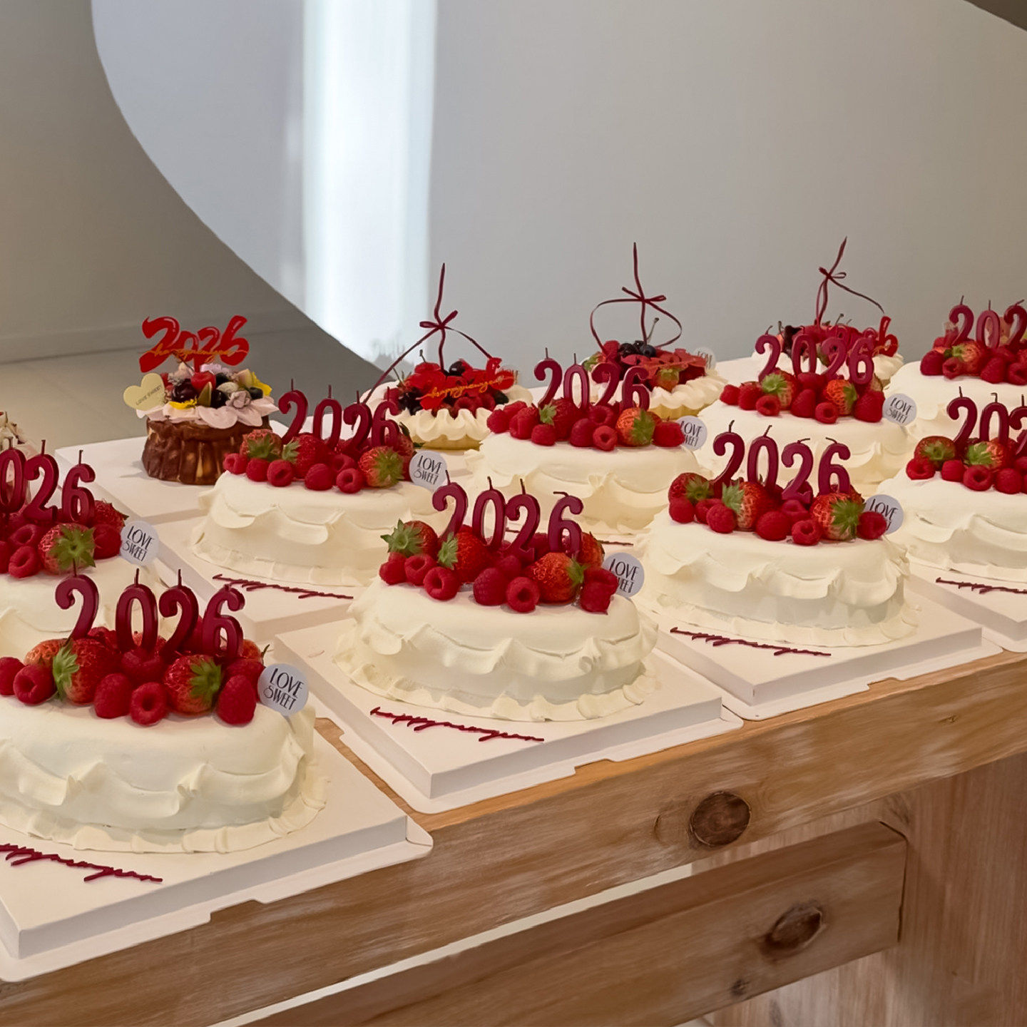 2026新年除夕夜数字蜡烛草莓蛋糕装饰春节跨年英文亚克力DIY丝带,淘宝优惠券,粉丝福利购,淘宝优惠卷