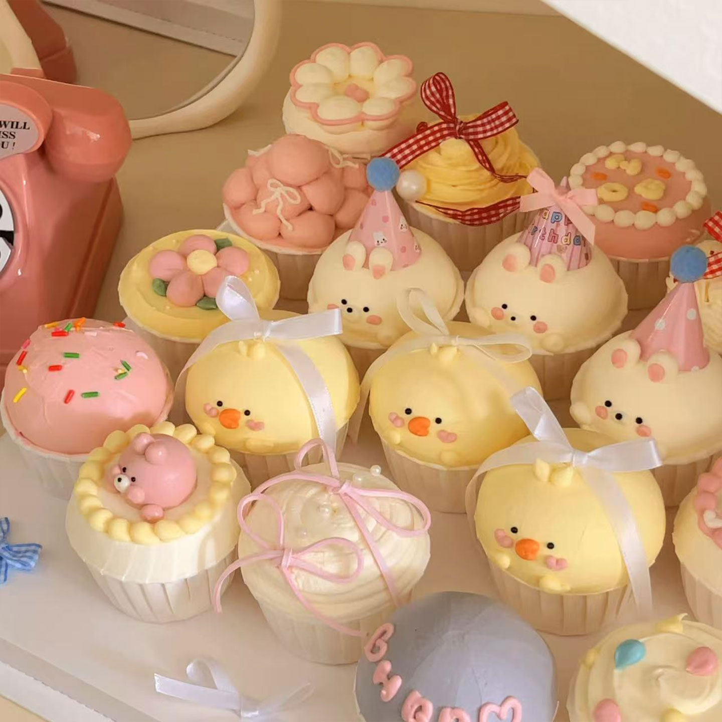 卡通多巴胺可爱小动物奶油蛋糕装饰蝴蝶结丝带纸杯甜品烘培配件,淘宝优惠券,粉丝福利购,淘宝优惠卷