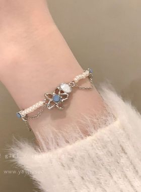 蓝色花朵珍珠手串女2025年新款串珠手链轻奢小众精致甜美百搭手饰