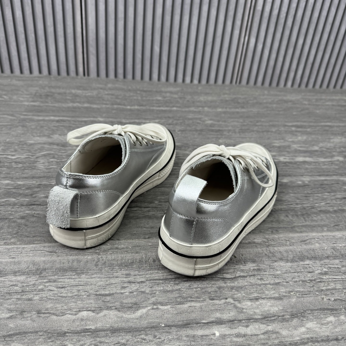 2026春季新款欧货欧洲站真皮休闲板鞋女鞋系带平底百搭做旧运动鞋,淘宝优惠券,粉丝福利购,淘宝优惠卷