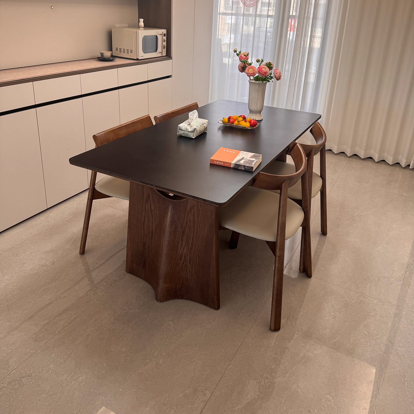 中古风实木岩板餐桌长方形家用广东佛山轻奢胡桃木色黑色岩板餐桌 - 图1