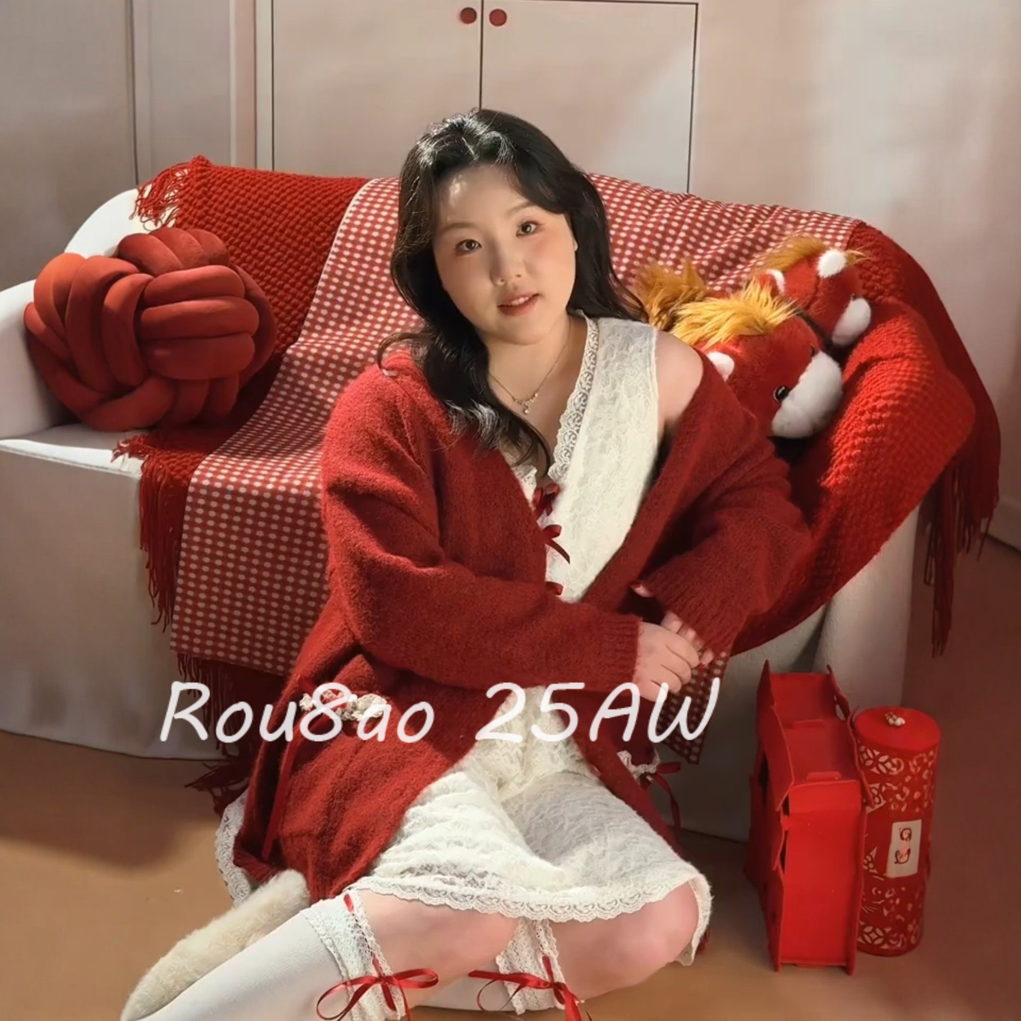 Rou8ao微胖大码女装韩系针织毛衣开衫背心裙两件套喜庆红色套装,淘宝优惠券,粉丝福利购,淘宝优惠卷