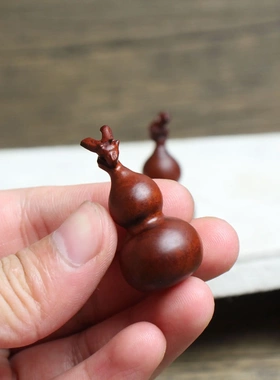 玉化雷击枣木葫芦吊坠车挂手把件盘玩质感随身包挂手捻小葫芦