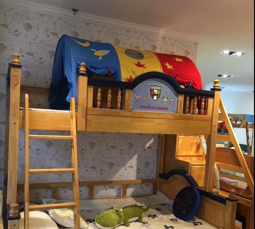 boys castle bed