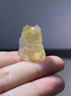 小龙人天然玛瑙俏色龙项坠