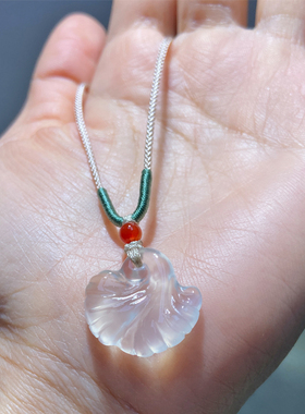 天然玛瑙玉髓小树叶吊坠挂件