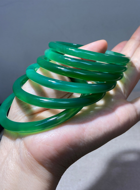 纤纤素手6mm菠菜绿玉髓手镯