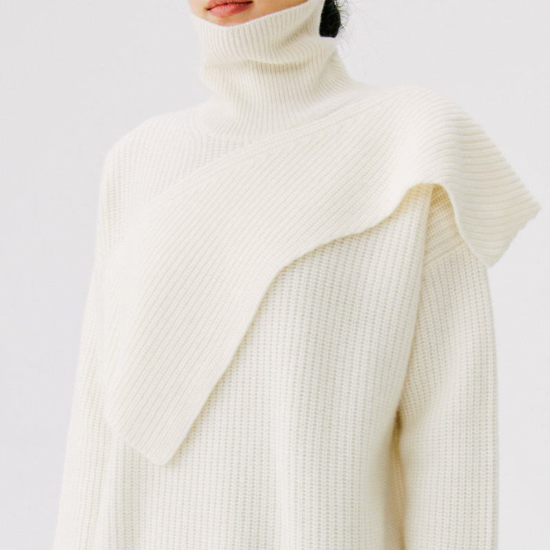 东黎小山羊绒 2024秋冬新款前胸贴片设计女士高领条纹套头衫4660,淘宝优惠券,粉丝福利购,淘宝优惠卷