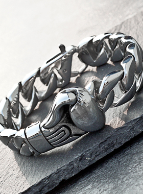 个性健身拳击手套钛钢