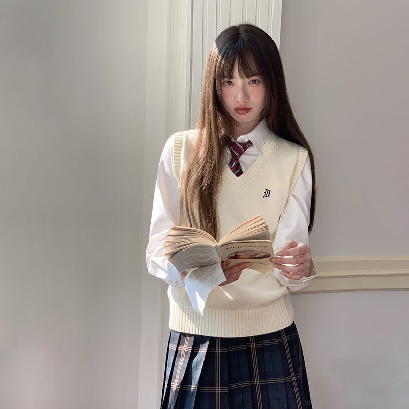 JK针织衫毛衣背心女日系上衣套装马甲2025新款今年流行爆款秋冬季 - 图3