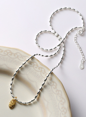 新颖米粒复古字母项链女S925银简约气质锁骨链ins