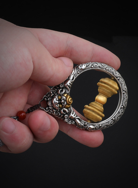 瑞兽饕餮解压手把件全铜金刚杵