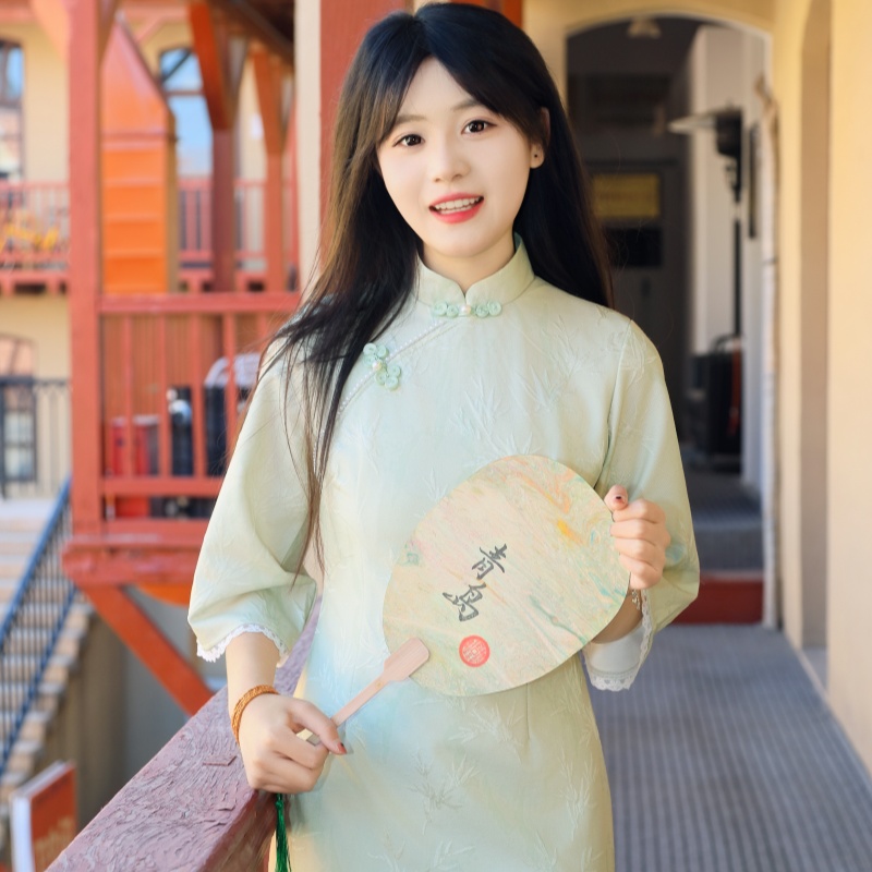 微笑向暖 绿色旗袍少女夏季改良新中式年轻连衣裙国风日常可穿 - 图2