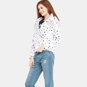 艾格女装春秋装潮流轻薄时尚百搭印花休闲长袖连帽短款外套W07