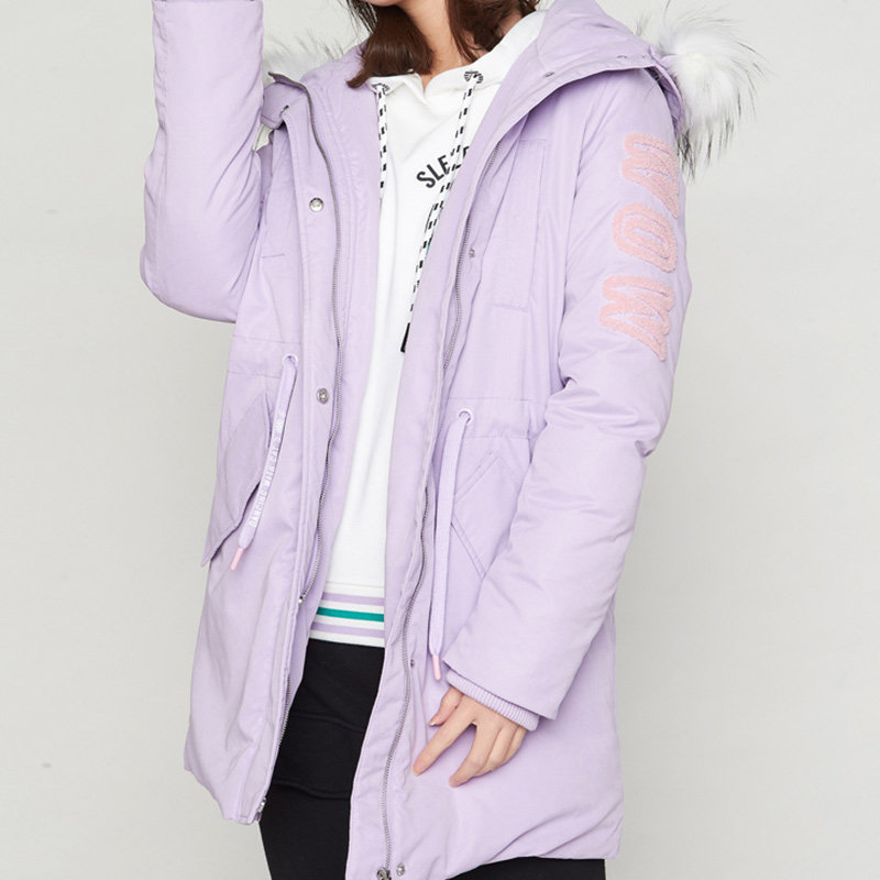  艾格银座羽绒服