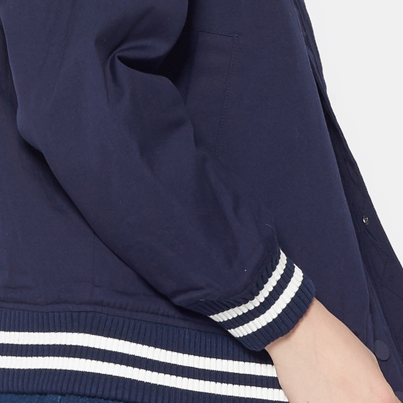 【断码l】艾格秋季新品青春修身百搭 艾格银座短外套