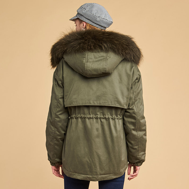 艾格秋冬季新款气质直筒连帽短外套 艾格银座短外套