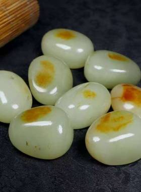 羊脂级白玉带黄沁皮原石籽料手串