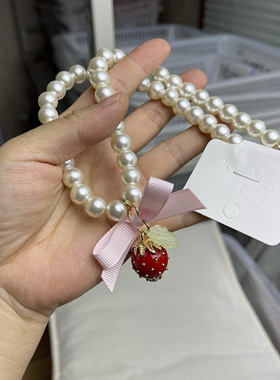 49元任选两件lizlisa草莓珍珠蝴蝶结项链