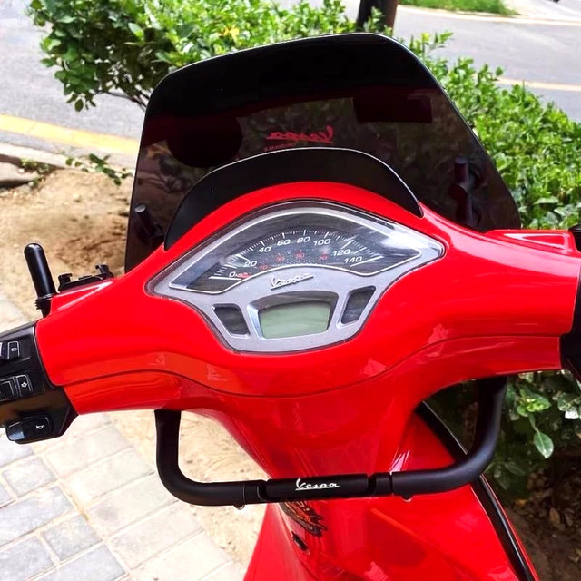 VESPA Spring Sprint 150300 Armrest Hanger Modification