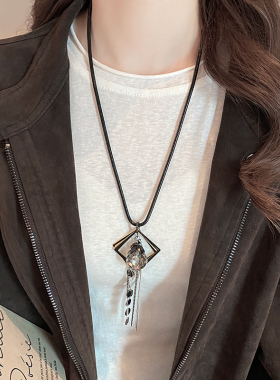 长款吊坠毛衣项链女高级感轻奢