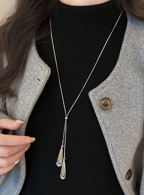 闪钻水晶吊坠毛衣链轻奢