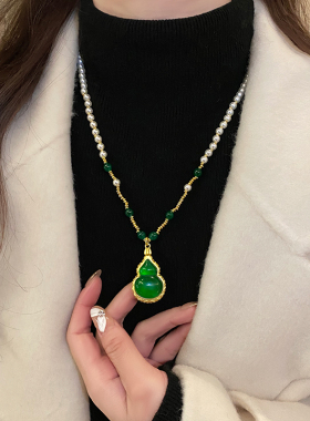 新中式绿色葫芦珍珠毛衣链轻奢