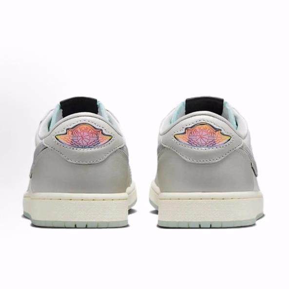 Jordan Air Jordan 1 LOW OG 包裹性耐磨 低帮 板鞋 男女同款,淘宝优惠券,粉丝福利购,淘宝优惠卷