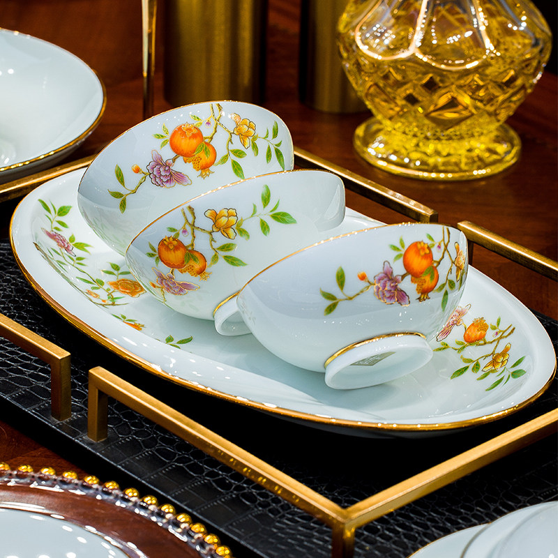 碗家用2026新款高颜值景德镇餐具套装轻奢陶瓷碗盘乔迁奢华礼盒