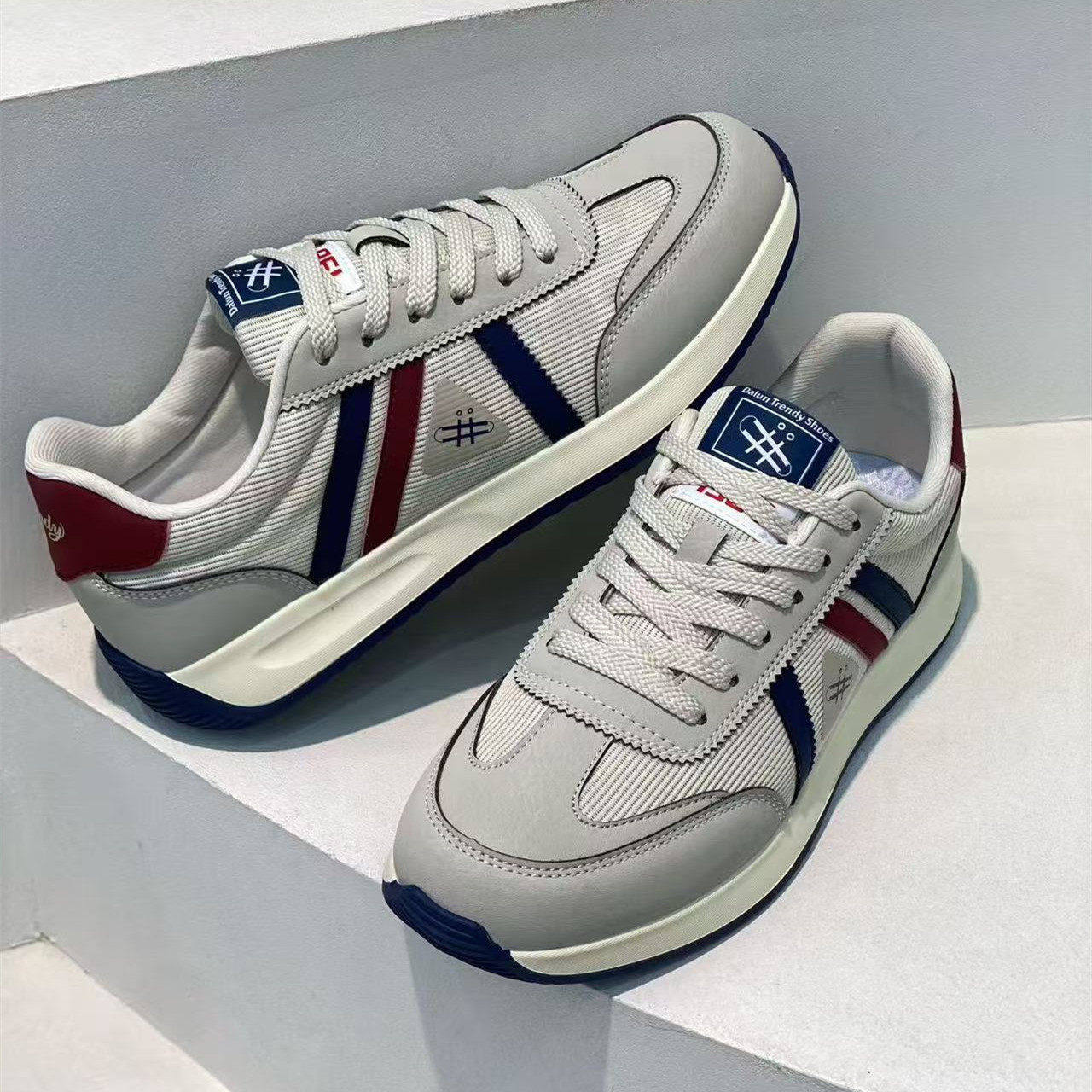 2026春季新款休闲风男士厚底德训鞋透气系带拼色百搭舒适运动鞋子,淘宝优惠券,粉丝福利购,淘宝优惠卷