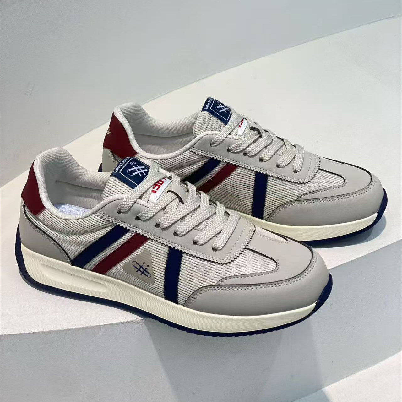 2026春季新款休闲风男士厚底德训鞋透气系带拼色百搭舒适运动鞋子,淘宝优惠券,粉丝福利购,淘宝优惠卷