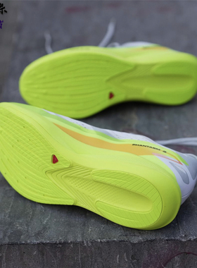 萨洛蒙柠黄色户外山地公路跑鞋