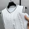 V-neck Korean slim sweater vest men's autumn and winter plus velvet thickened knitted vest pullover sleeveless jacket trendy