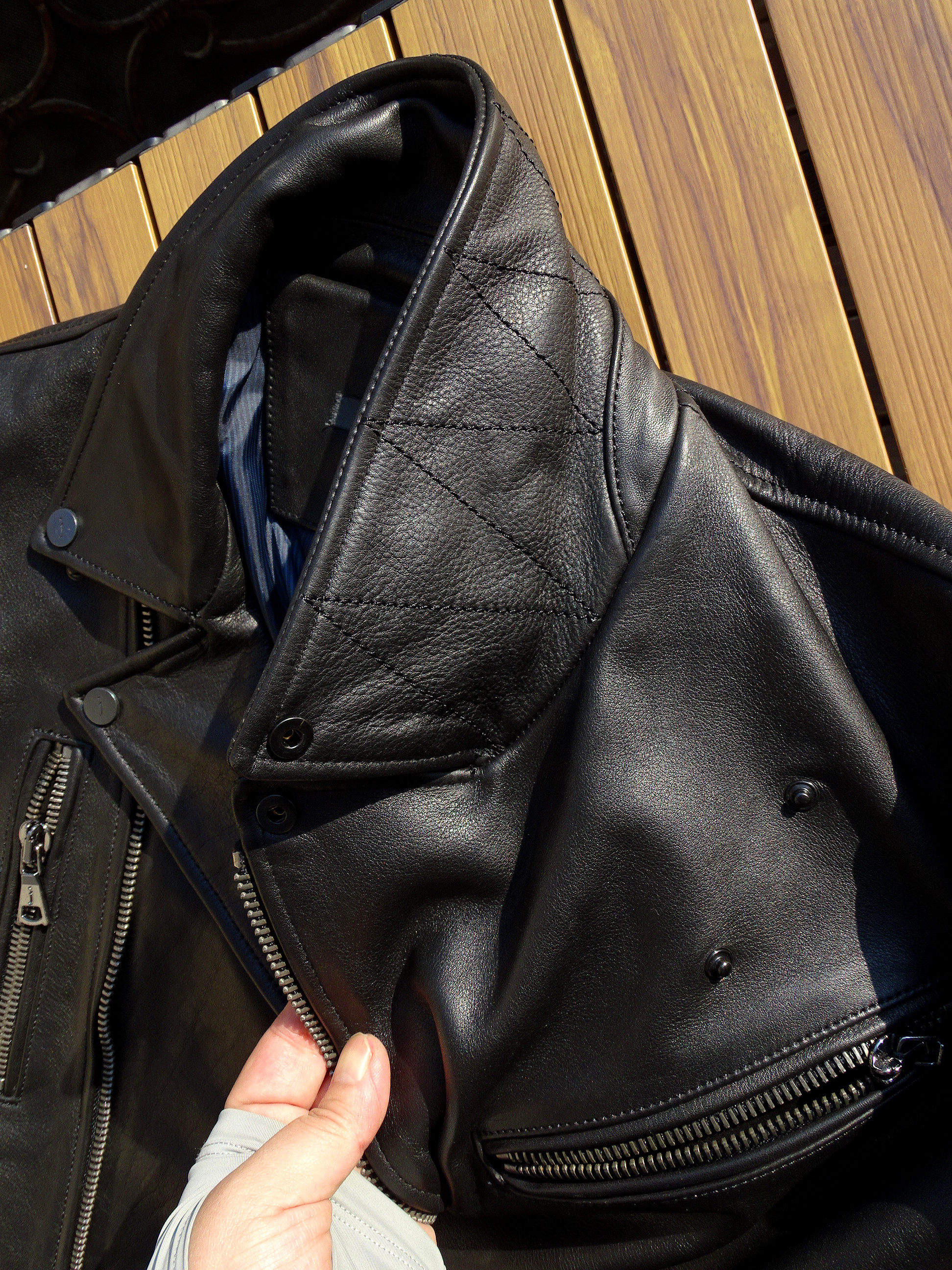 口碑之王！头层植鞣牛皮代工出美设计师版修身斜拉机车男真皮皮衣,淘宝优惠券,粉丝福利购,淘宝优惠卷