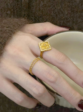 今饰有约四叶草菱形方块戒指女