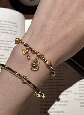 今饰有约葫芦盘缠串珠手链