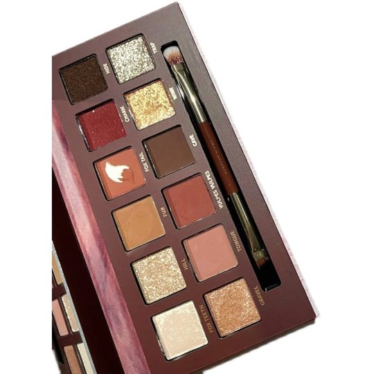 完美日记动物眼影盘赤狐盘红棕大地色小猪盘狐狸珠光哑光新款雪豹